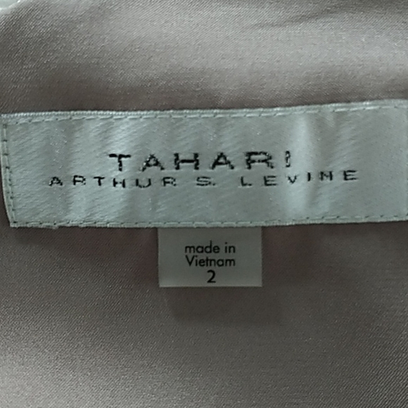 Tahari ASL, Metallic Long Gown, Sz 2 - Picture 13 of 16